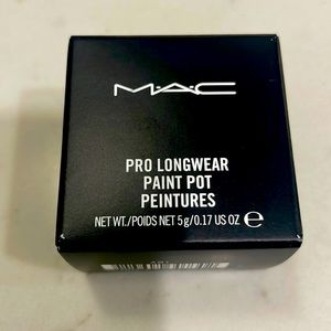 Mac Pro longwear paint pot